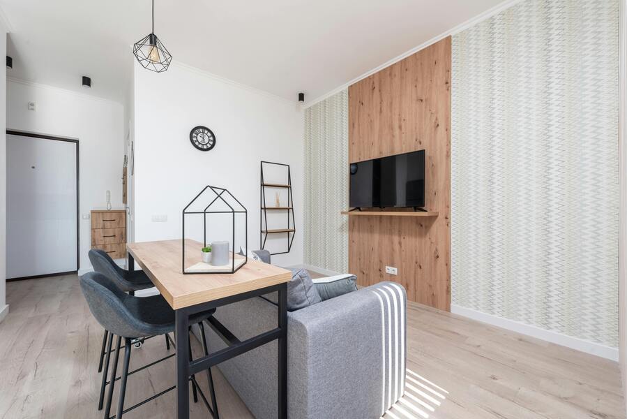 Björk i hållbar inredning ger ljus och harmoni